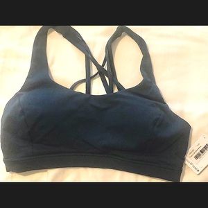 Lululemon size 6 (C/D cup) Free to Be Serene Bra